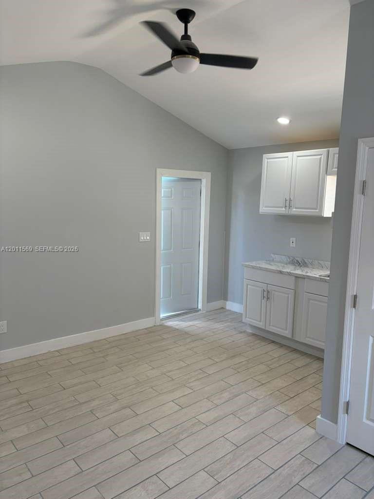 1870 Lakeview Road 1 Property Photo 9
