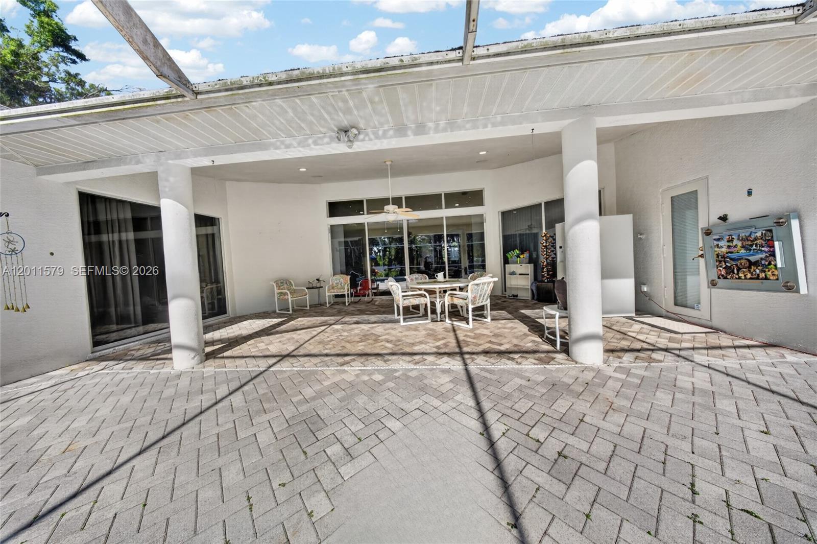 A12011579 Property Photo 27