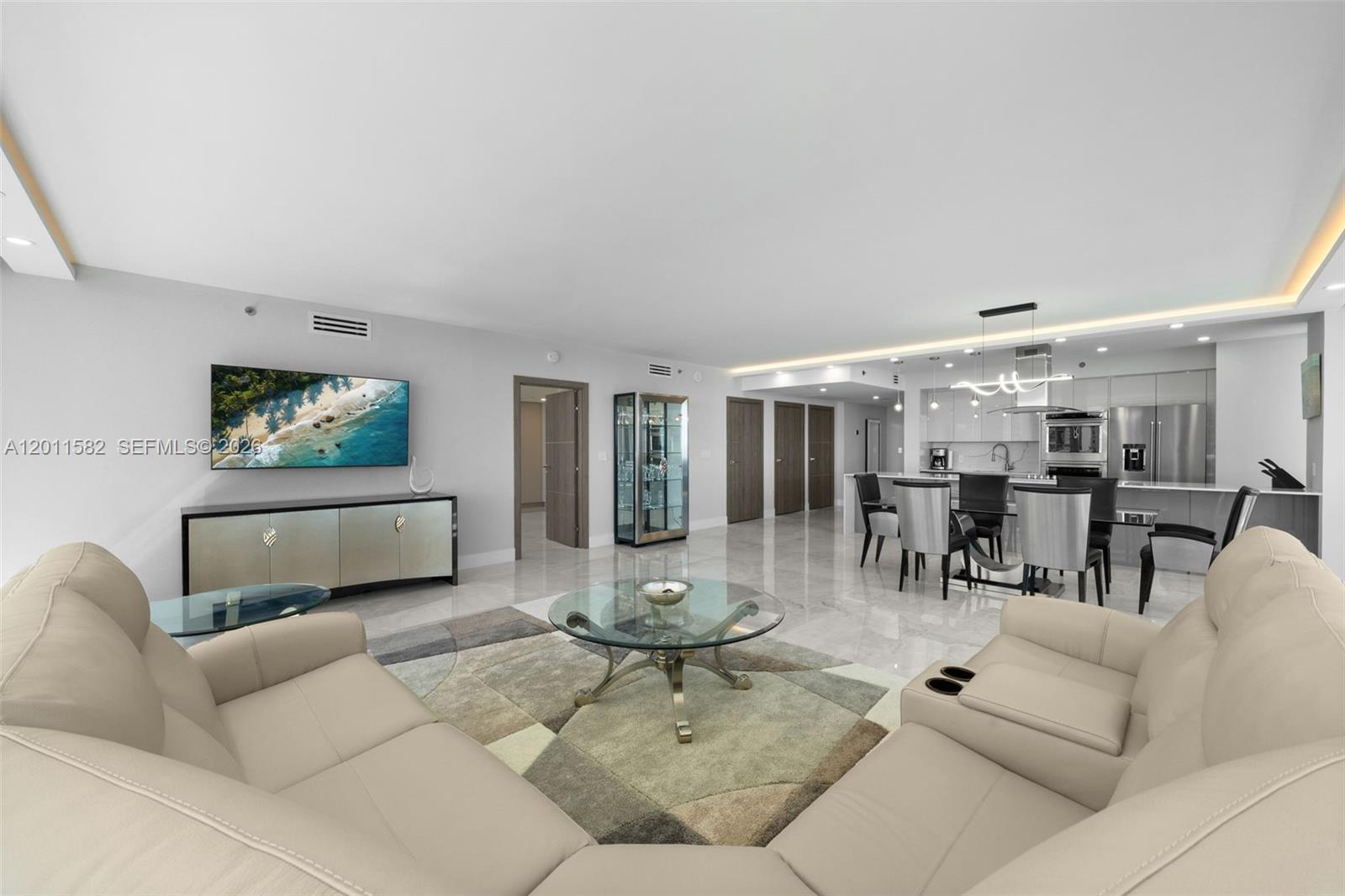 1830 S Ocean Drive 1002 Property Photo 8