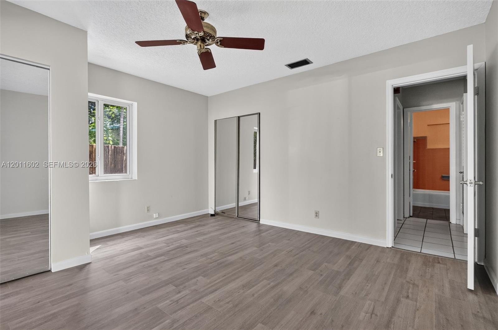 40 Se 8th Street Property Photo 13