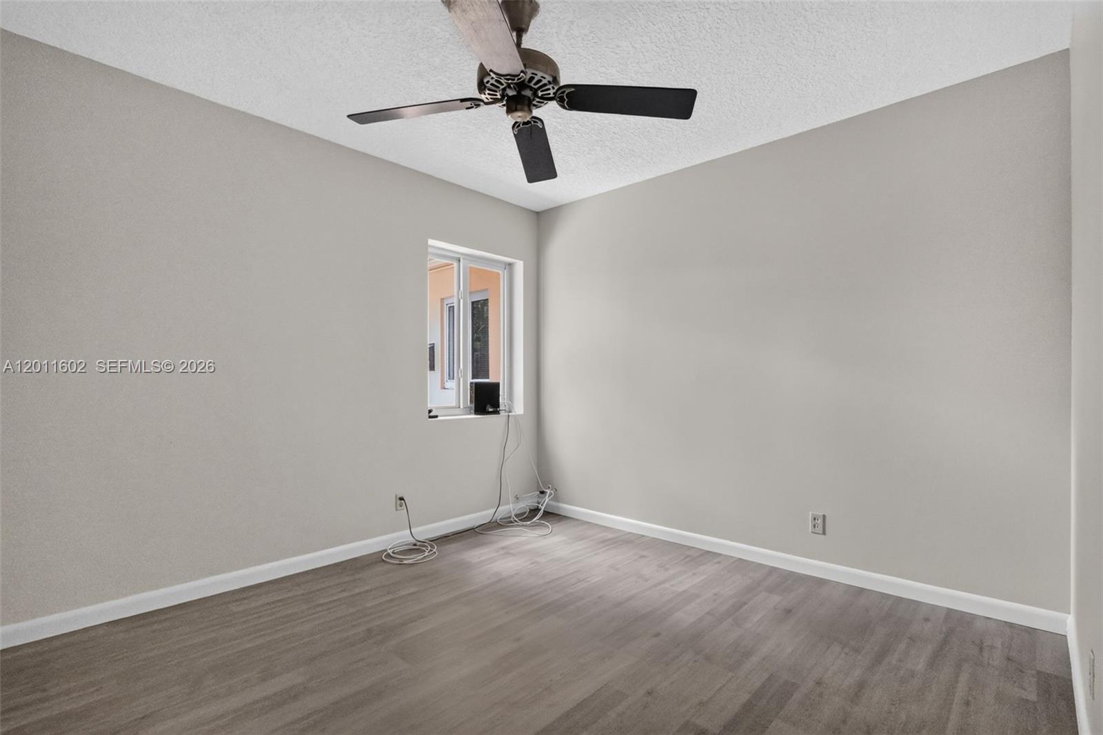 40 Se 8th Street Property Photo 16