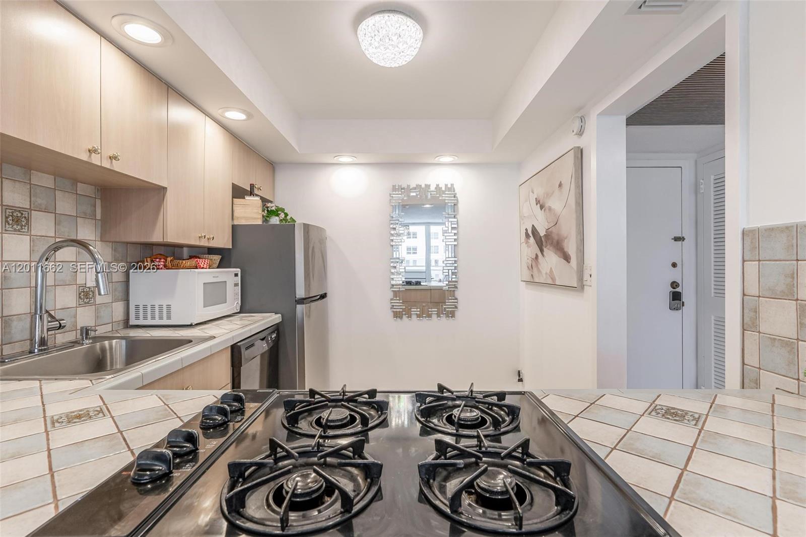 A12011662 Property Photo 17