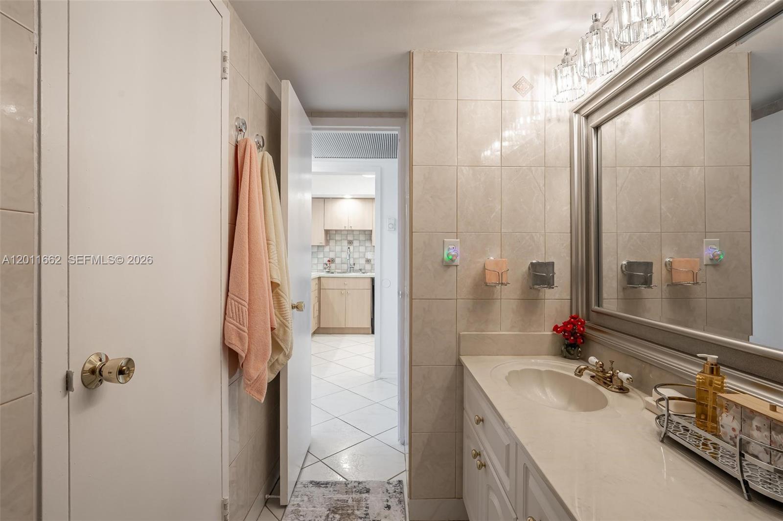 A12011662 Property Photo 20