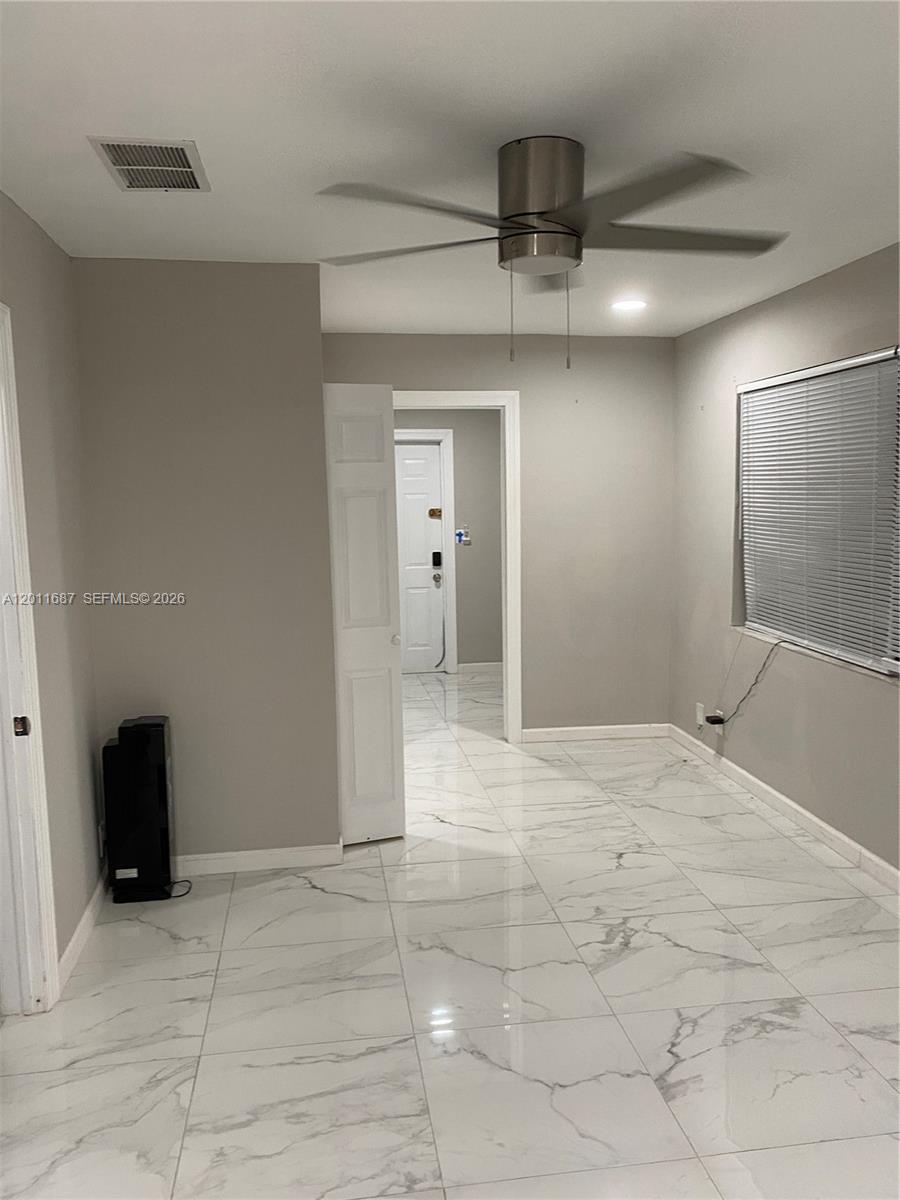 7761 Nw 42nd Place 1-2 Property Photo 20