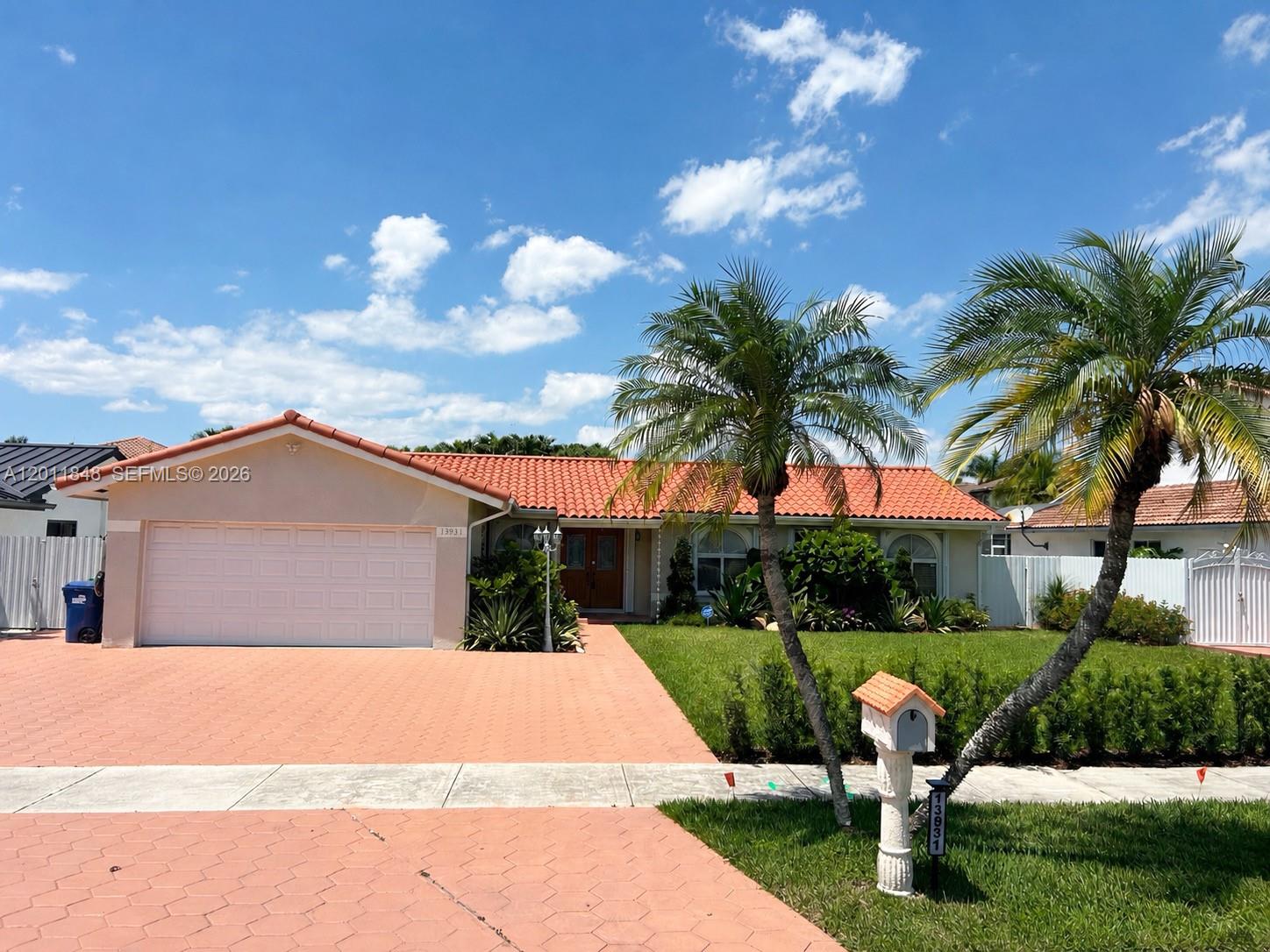 13931 Sw 156th Terrace Property Photo 1