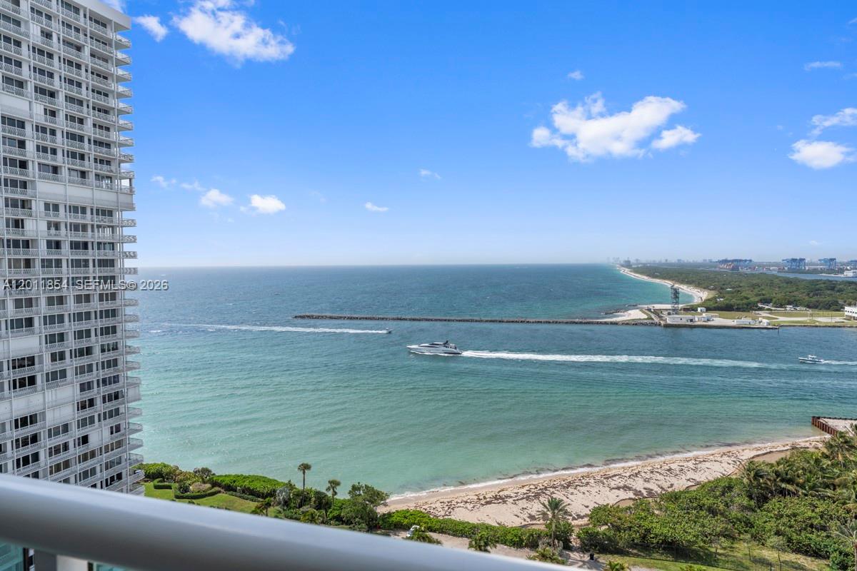 2100 S Ocean Lane 1704 Property Photo 3