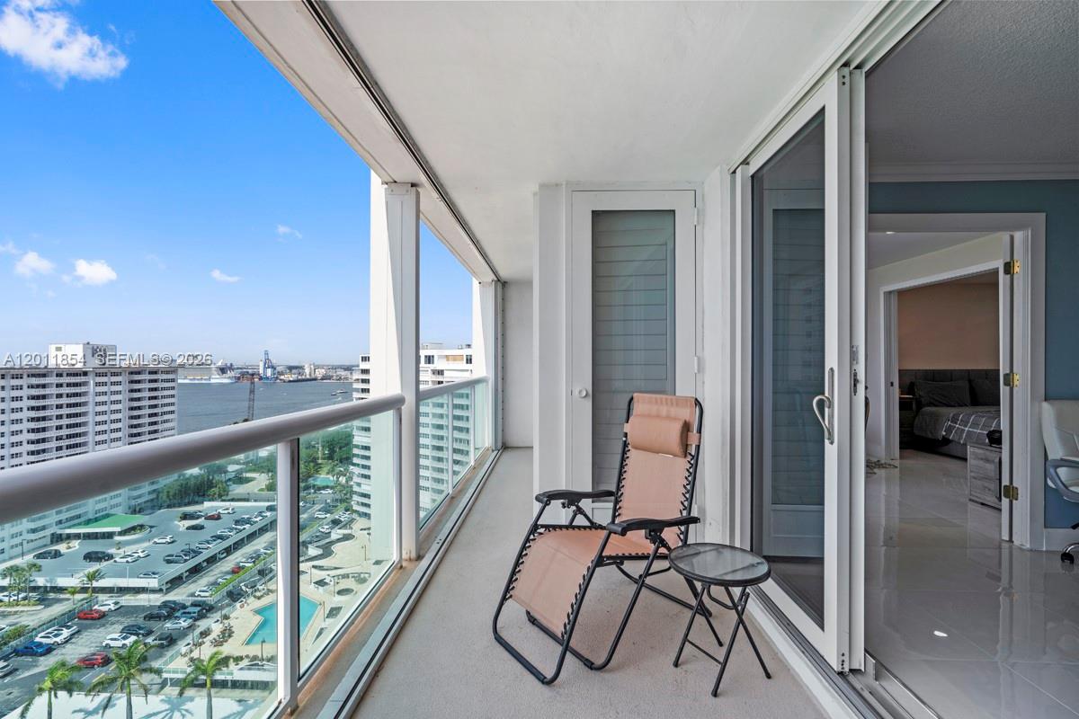 2100 S Ocean Lane 1704 Property Photo 5
