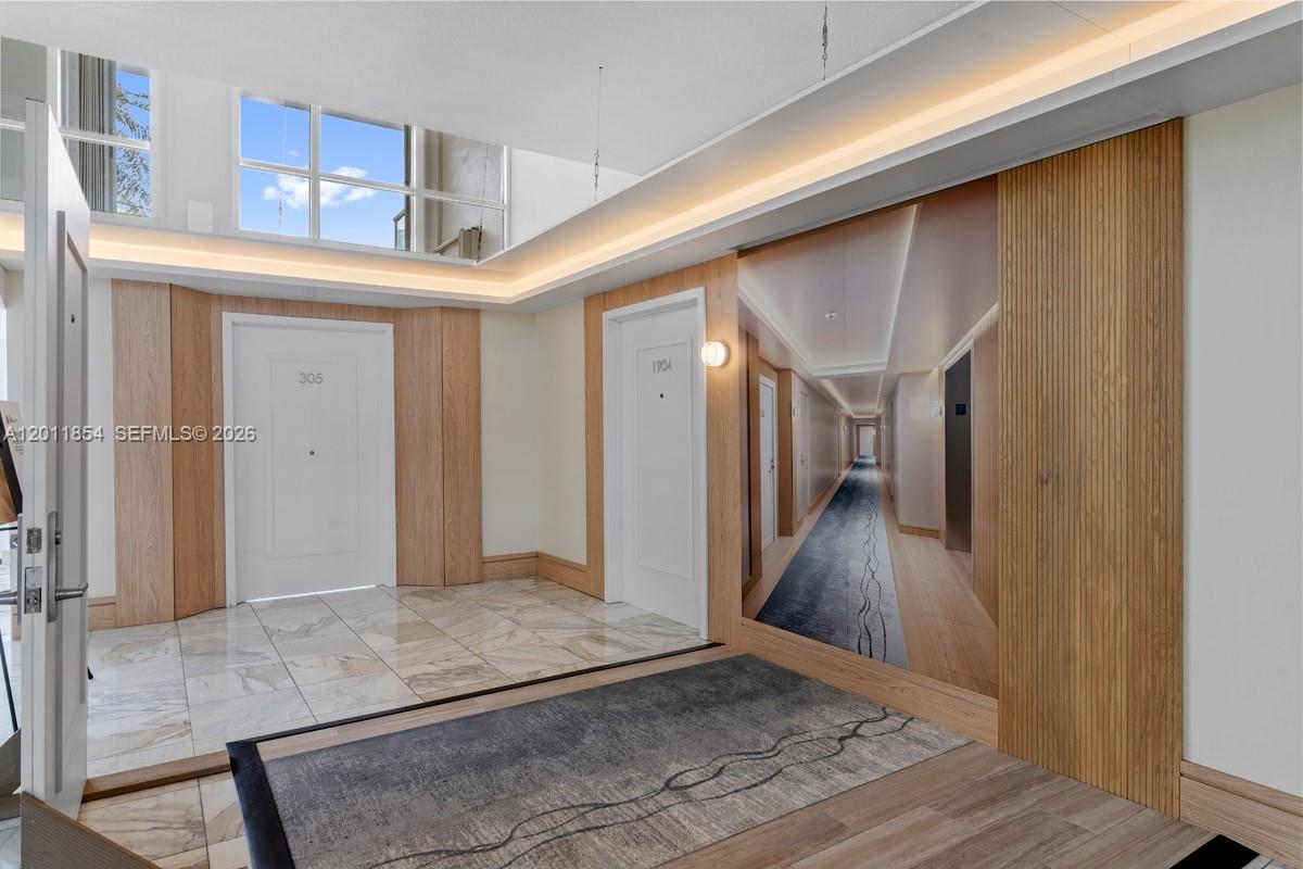2100 S Ocean Lane 1704 Property Photo 27