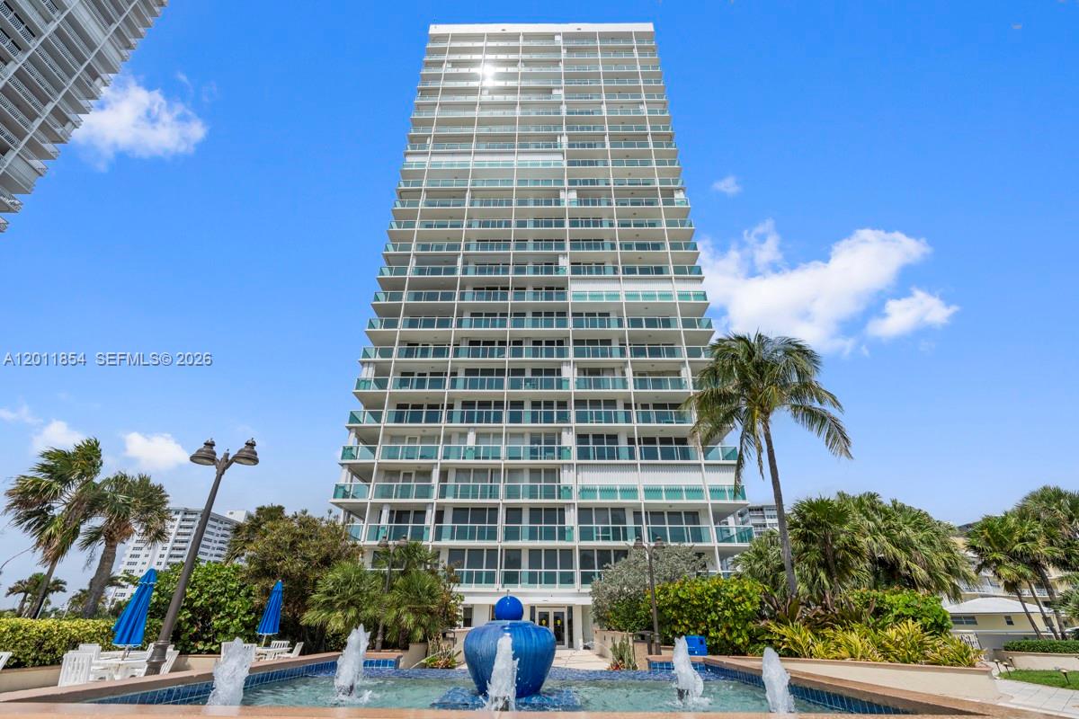 2100 S Ocean Lane 1704 Property Photo 28