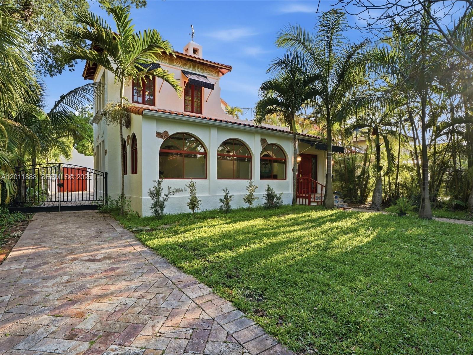 1137 Asturia Avenue Property Photo 1