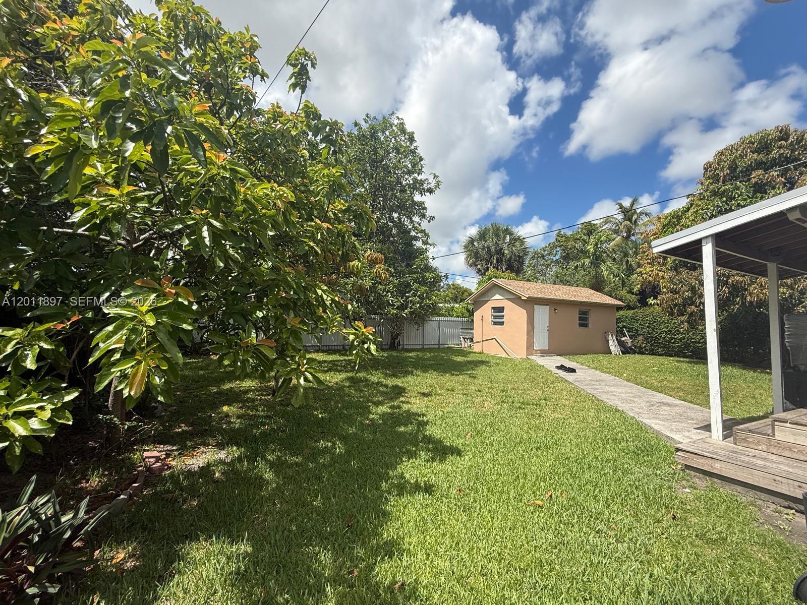 A12011897 Property Photo 3