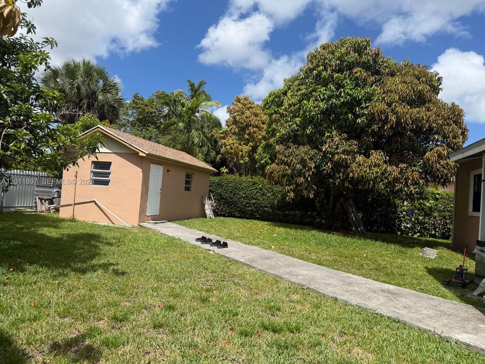 A12011897 Property Photo 5