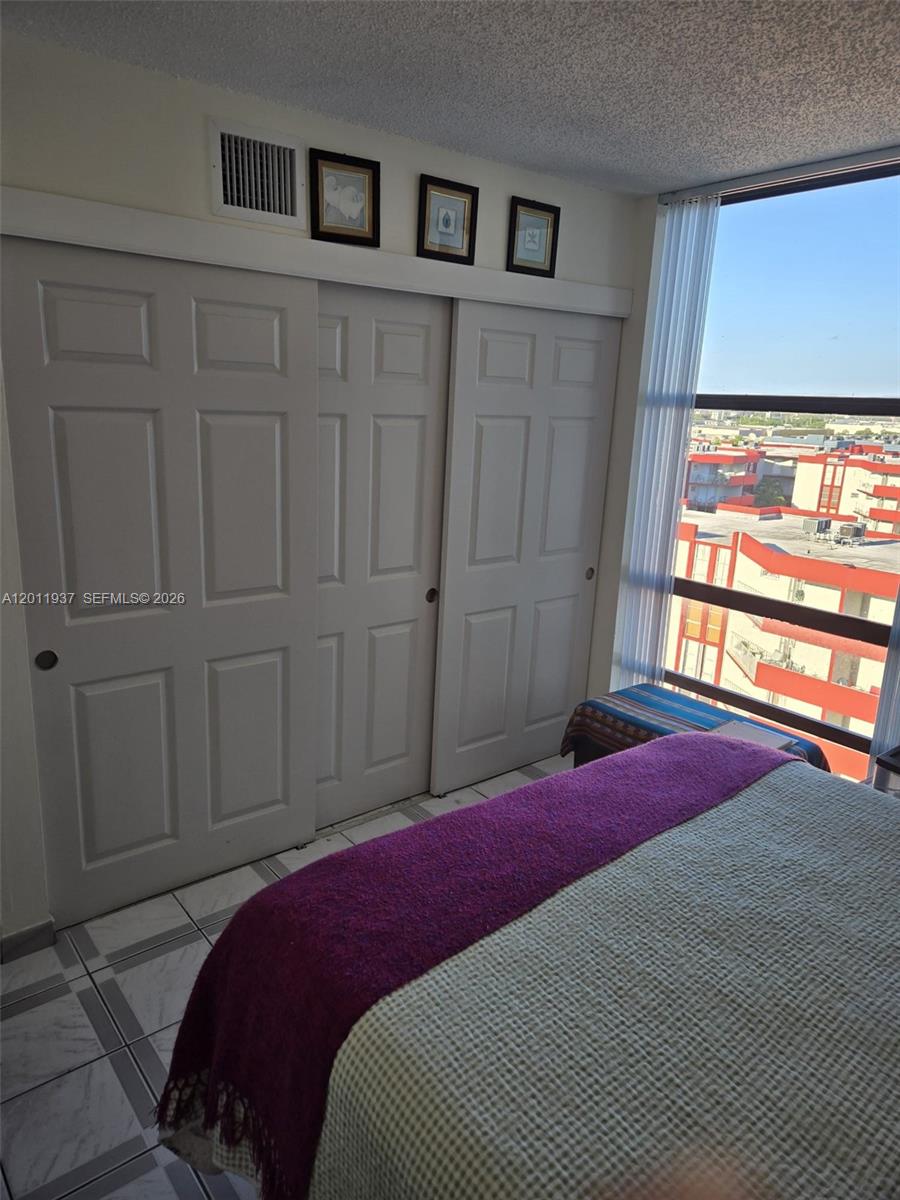 A12011937 Property Photo 4