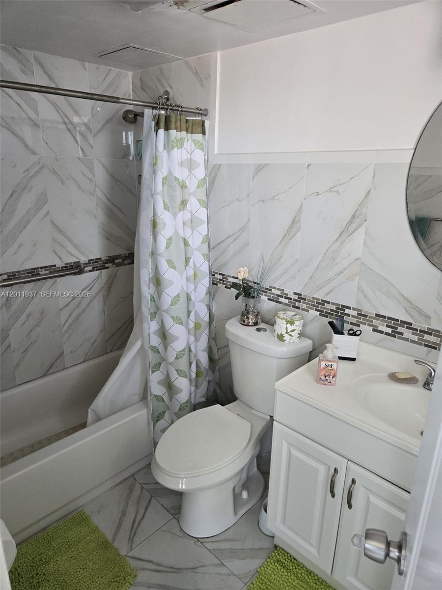 A12011937 Property Photo 5