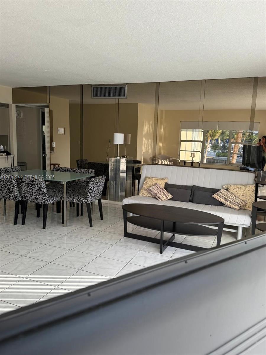 11111 Biscayne Boulevard 2h Property Photo 15