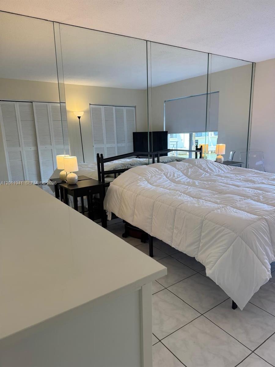 11111 Biscayne Boulevard 2h Property Photo 17