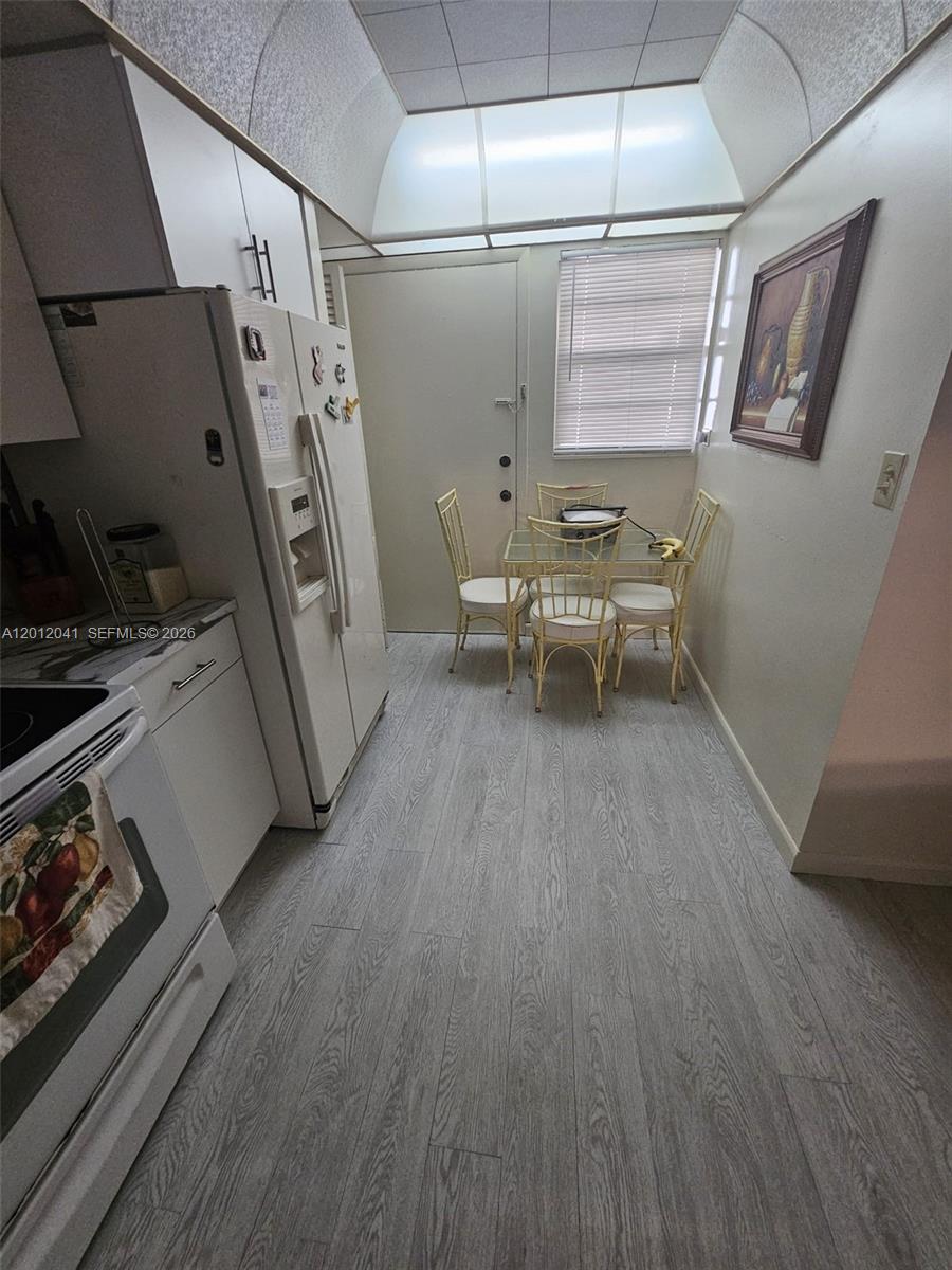 1670 Ne 191st Street 109-3 Property Photo 7