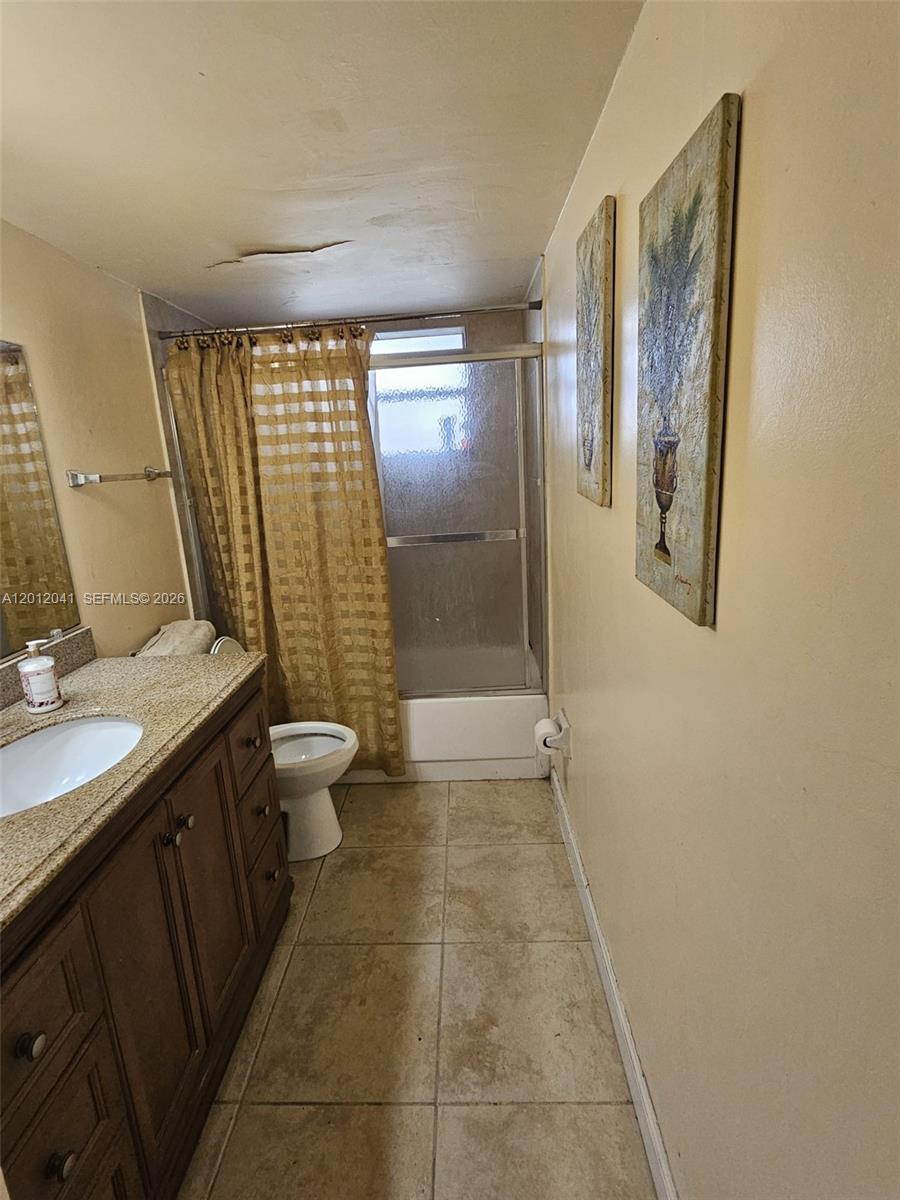 1670 Ne 191st Street 109-3 Property Photo 9