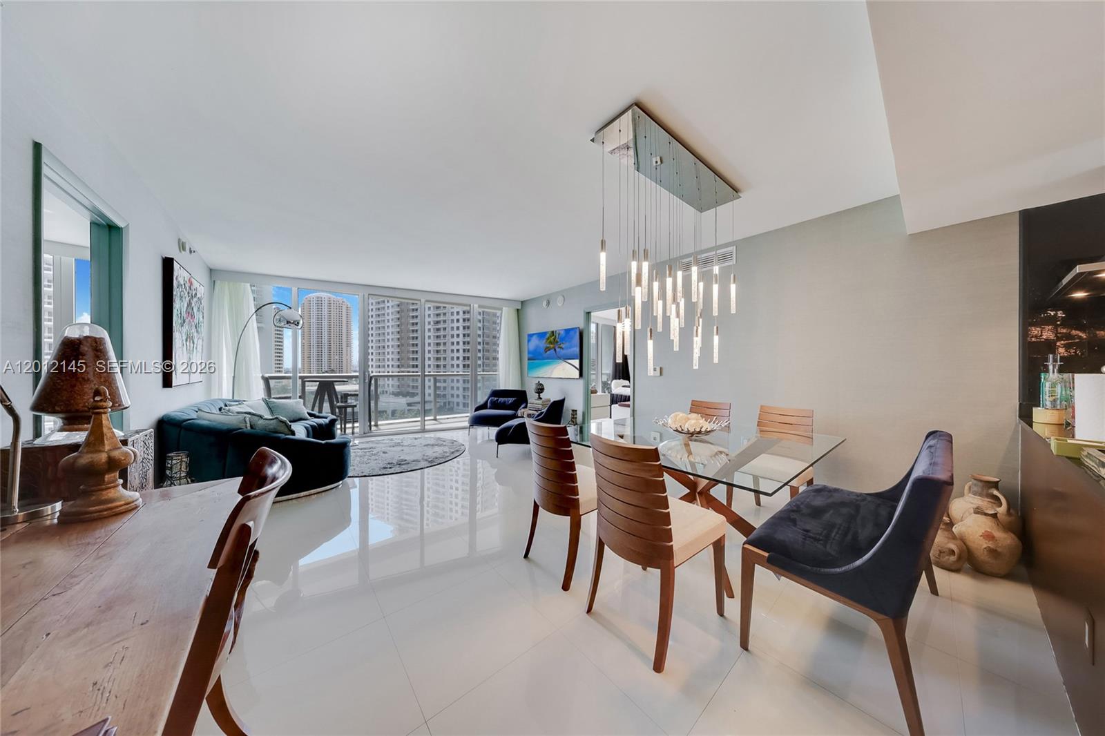 465 Brickell Avenue 1019 Property Photo 5
