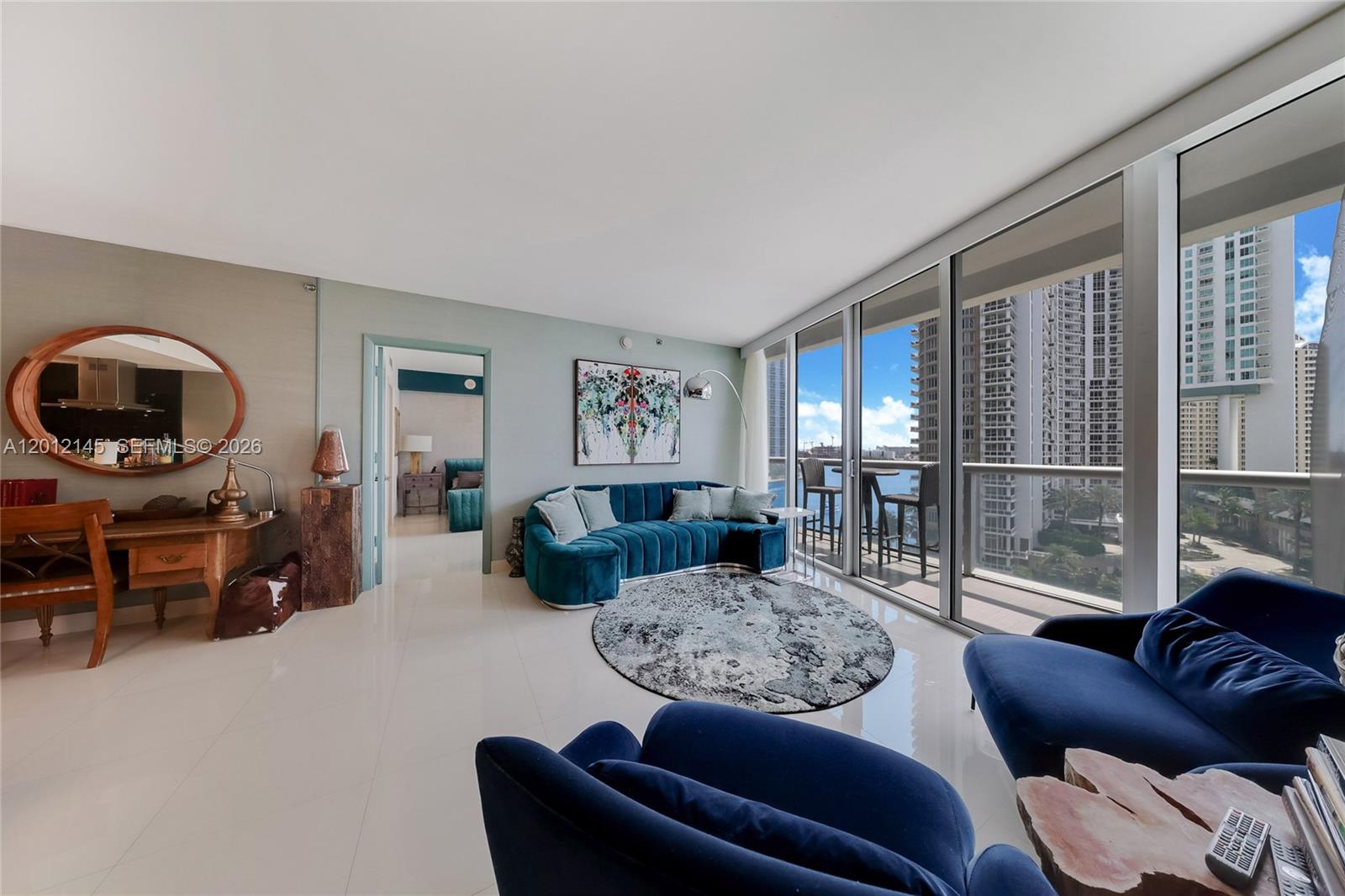 465 Brickell Avenue 1019 Property Photo 6