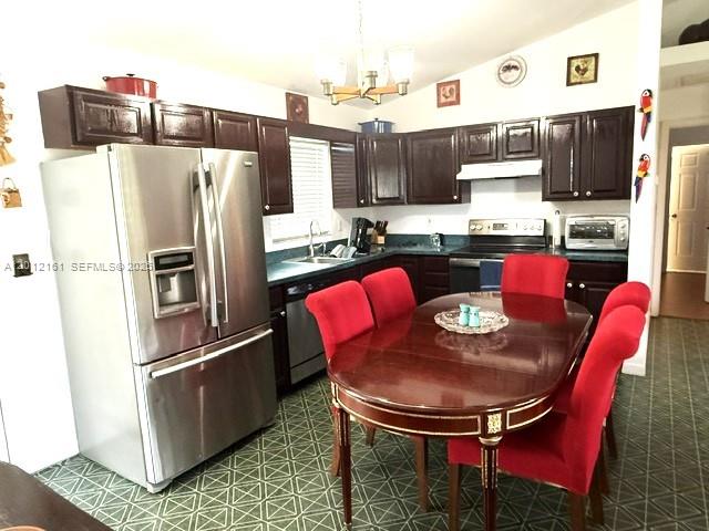 2416 Vance Avenue Property Photo 5