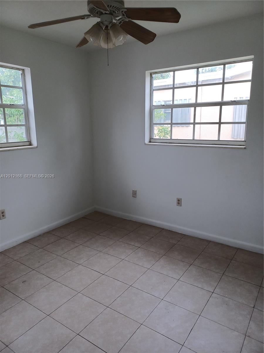 2330 Kingston Drive Property Photo 3