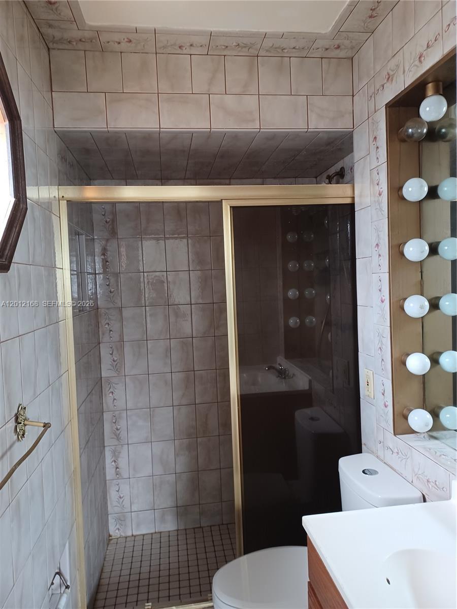2330 Kingston Drive Property Photo 13