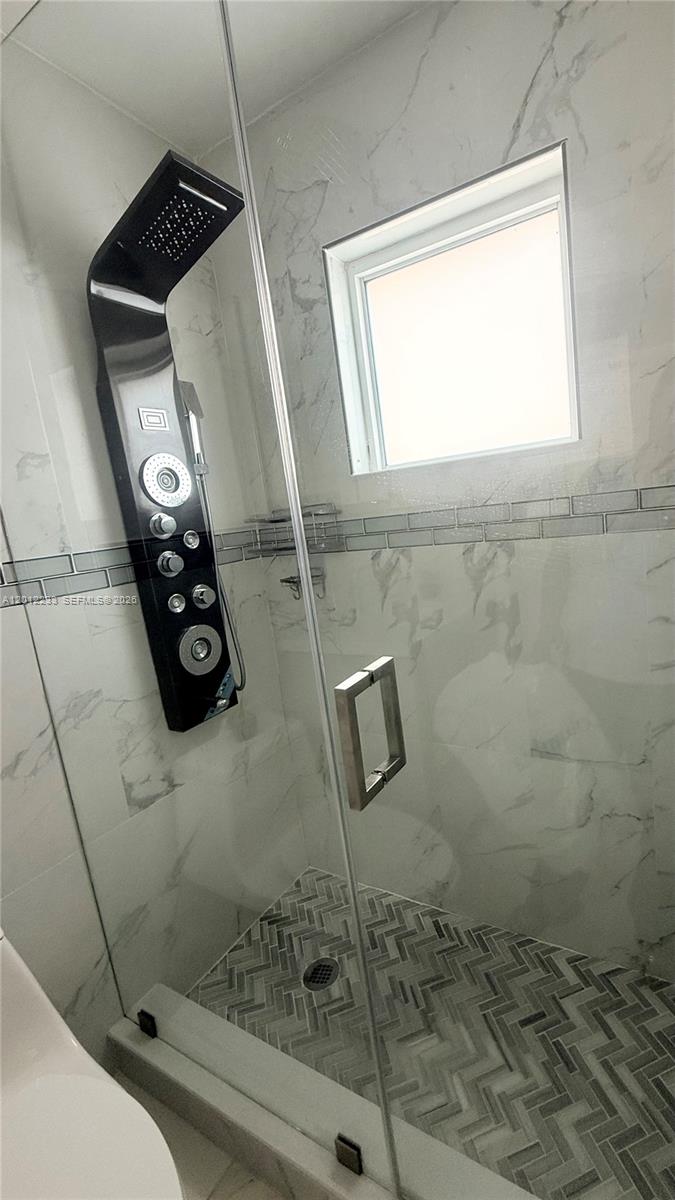 A12012233 Property Photo 16