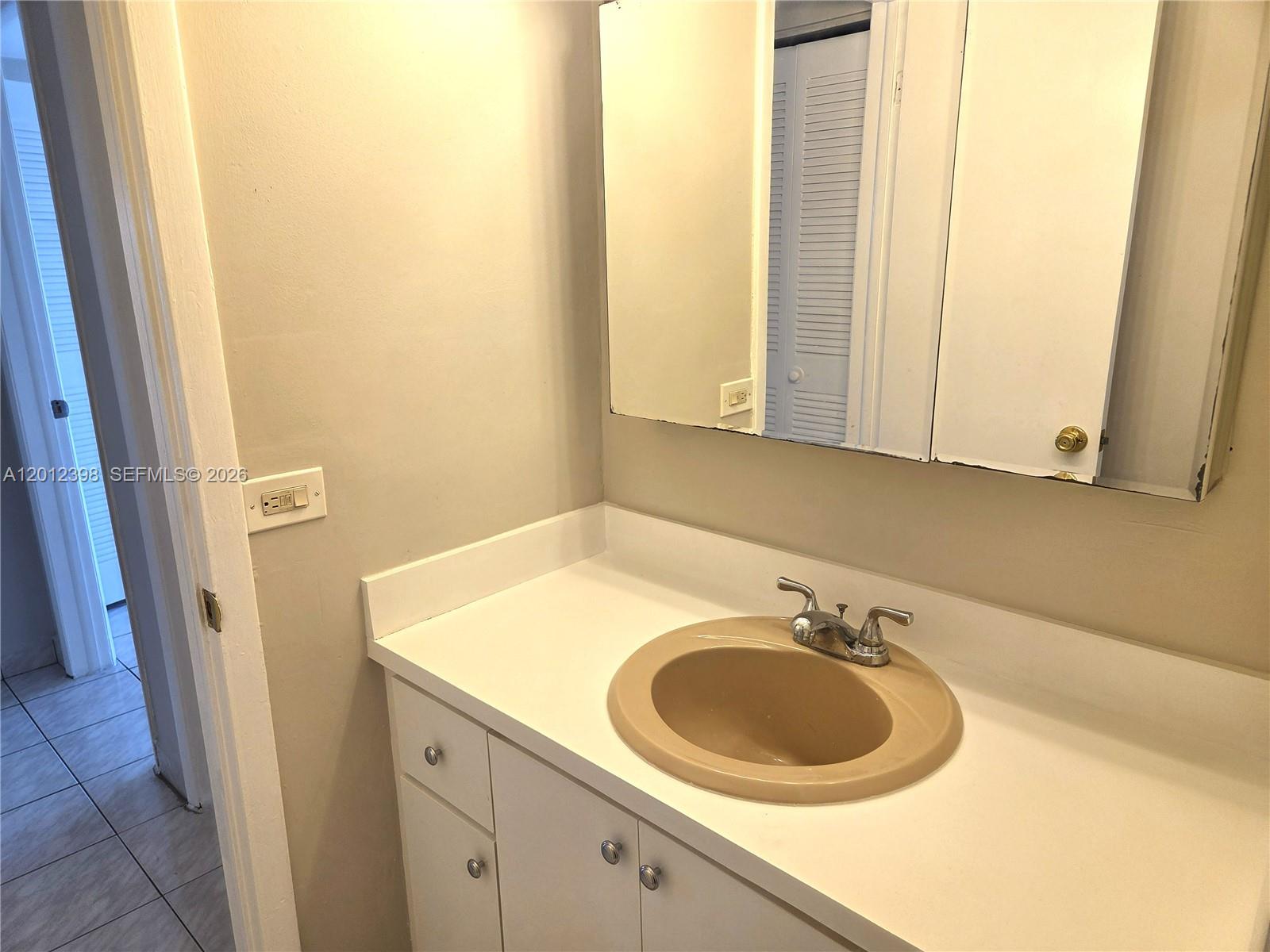 4670 W 13th Lane 507 Property Photo 28