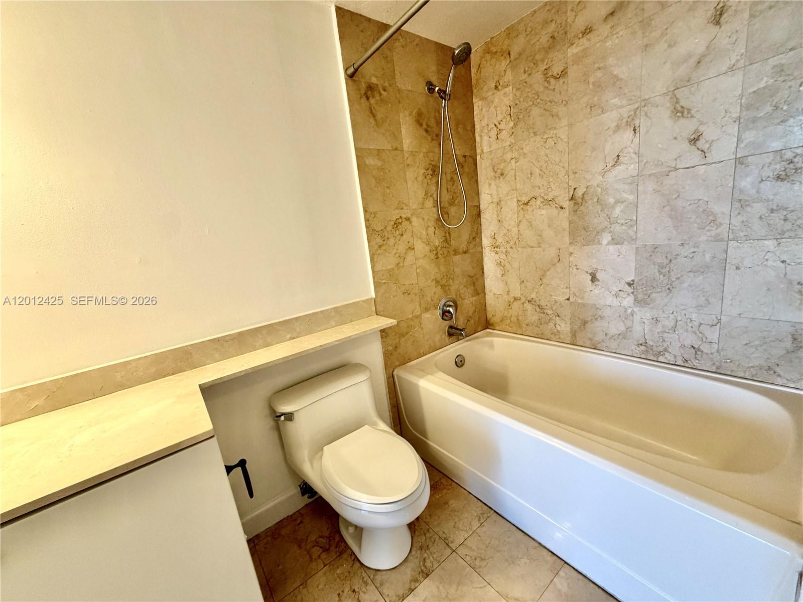 170 Se 14th Street 2906 Property Photo 22