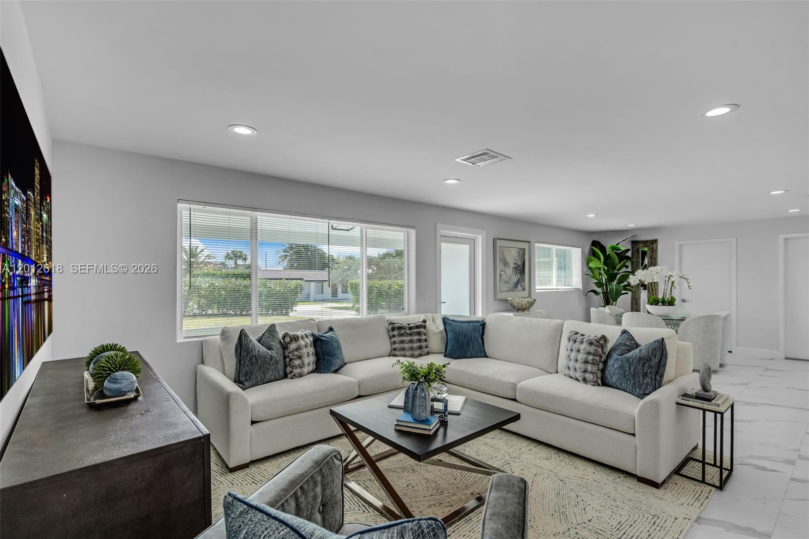 465 NW 11th Street