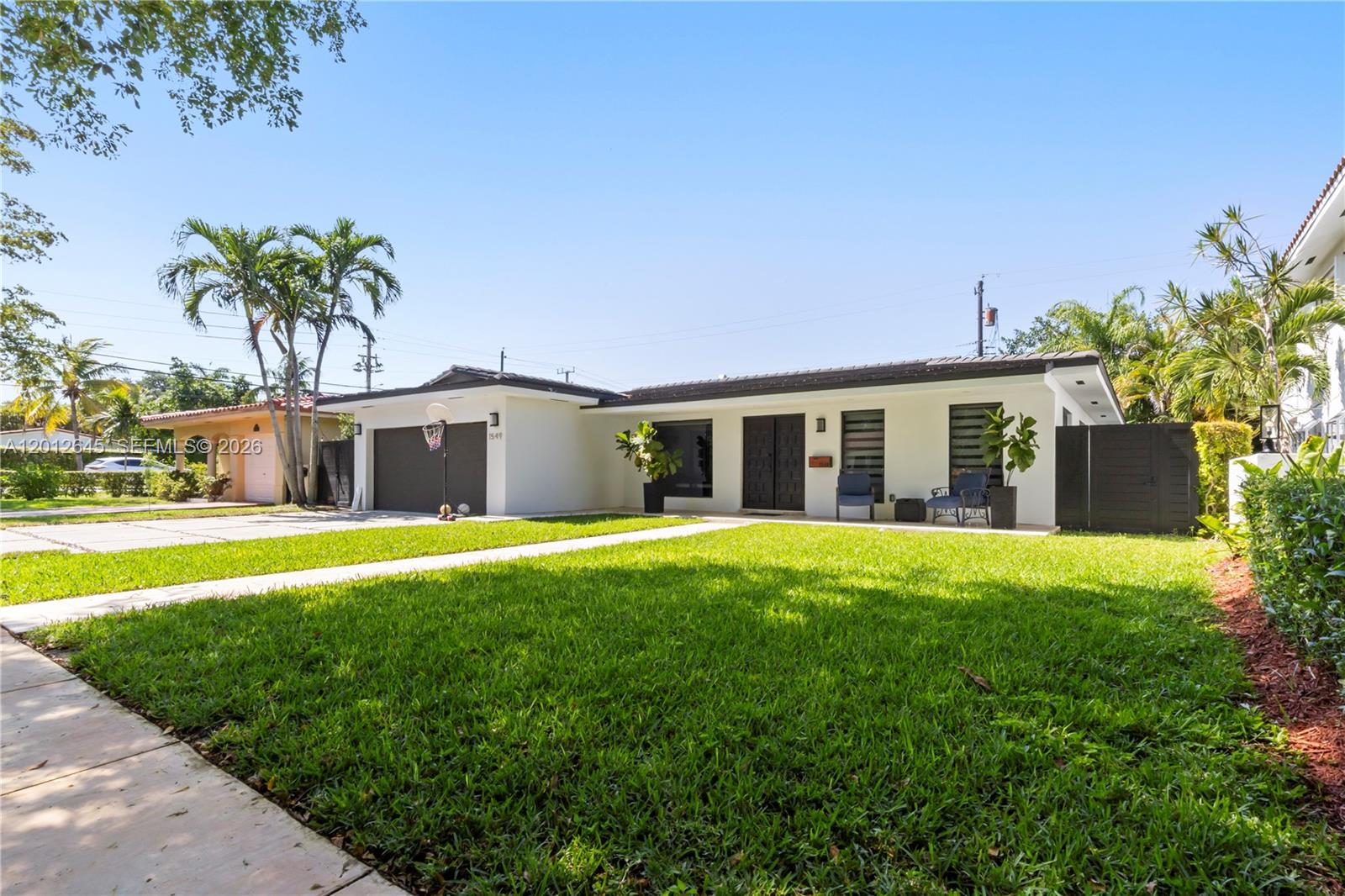 1549 Zuleta Avenue Property Photo 28