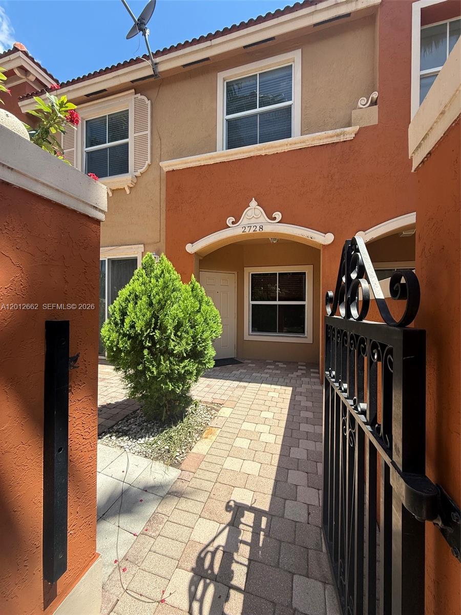 2728 SW 120th Terrace 903-9 Property Photo 1