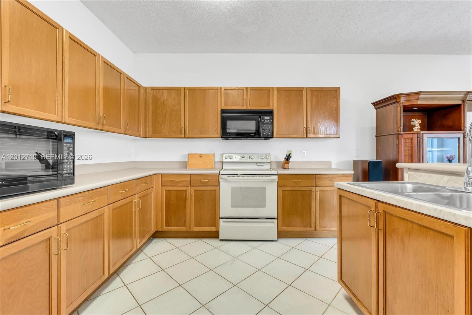 18081 Sw 33rd Street Property Photo 7