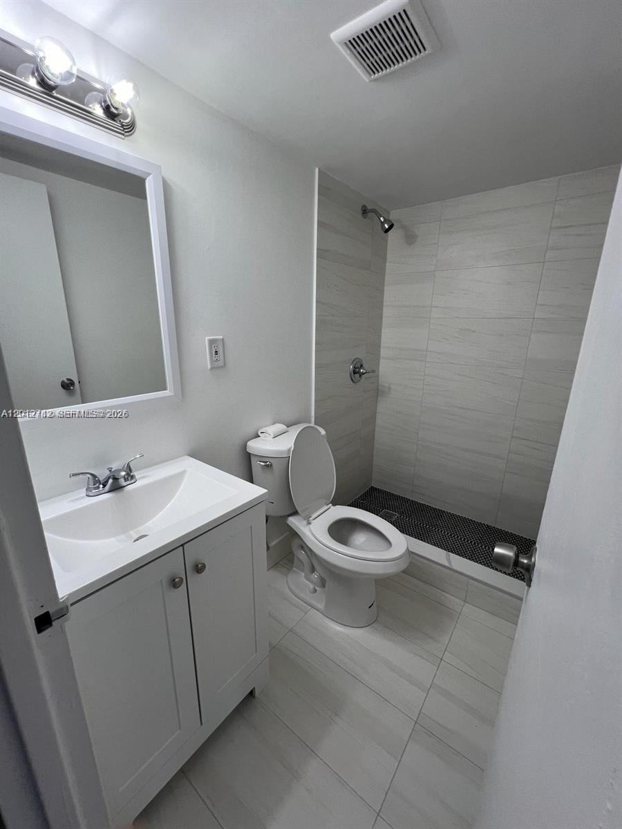 6133 Sw 69th Street 38 Property Photo 9