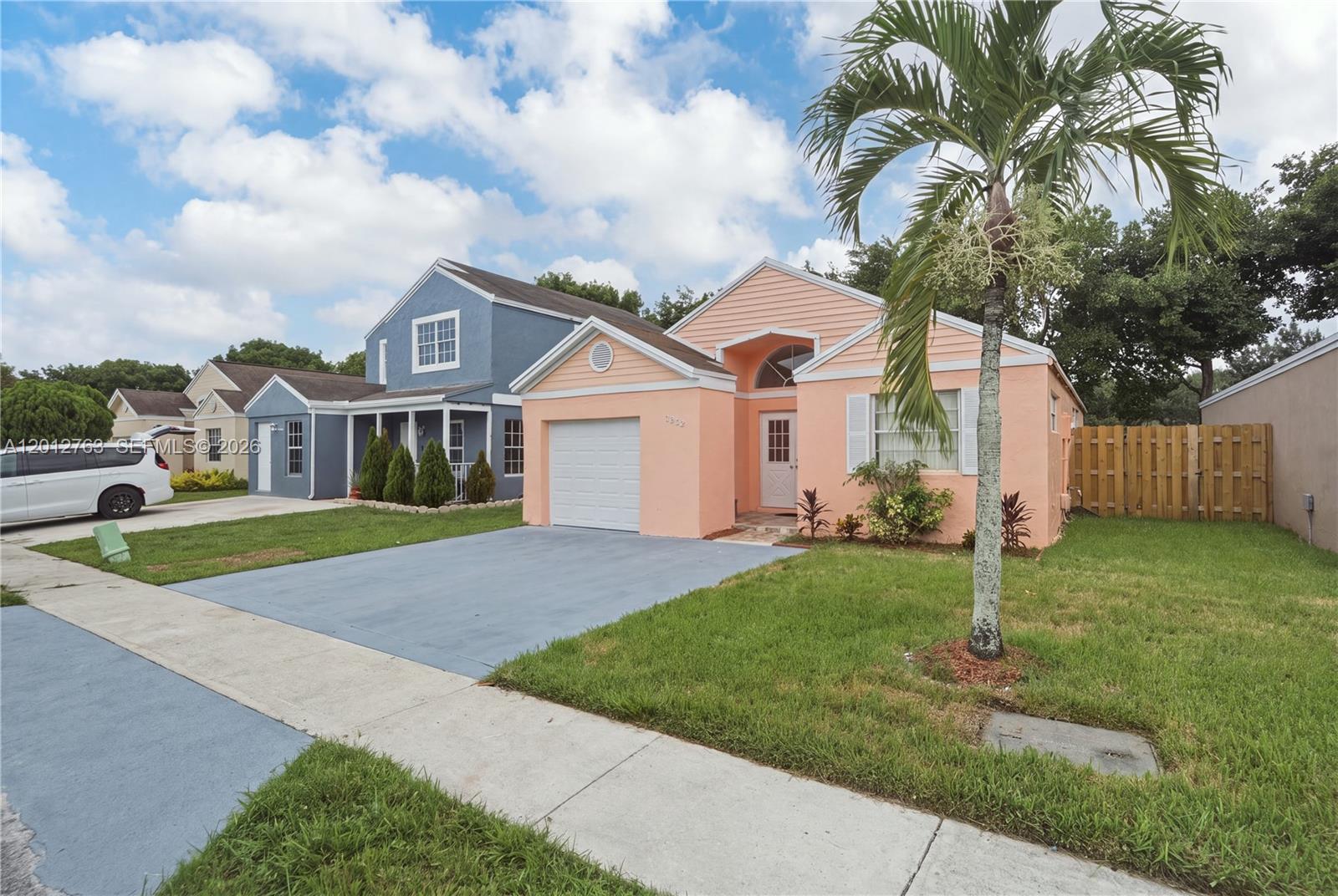 9992 Periwinkle Street Property Photo 1