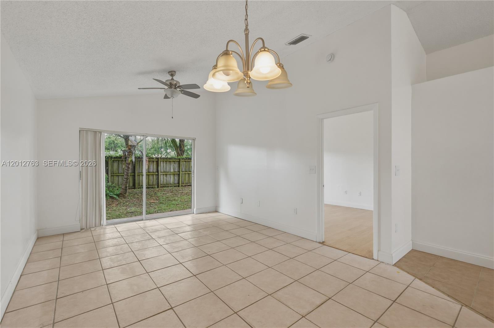 9992 Periwinkle Street Property Photo 8