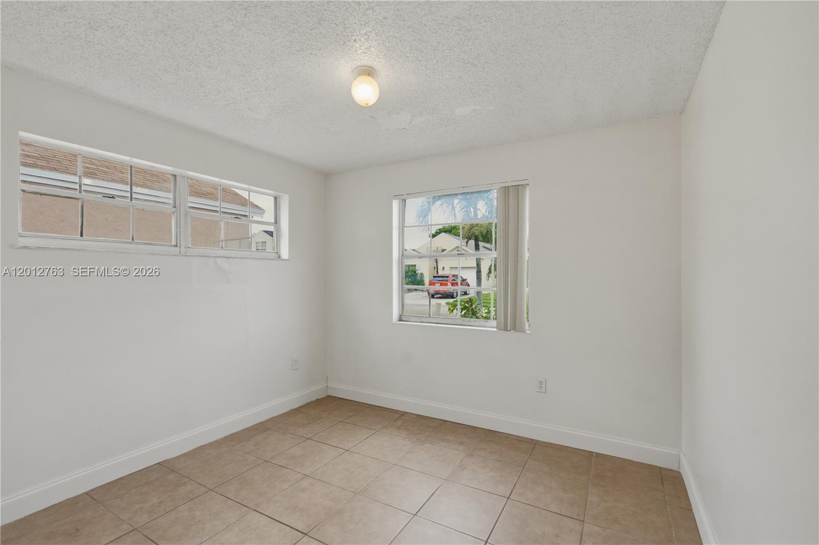9992 Periwinkle Street Property Photo 17