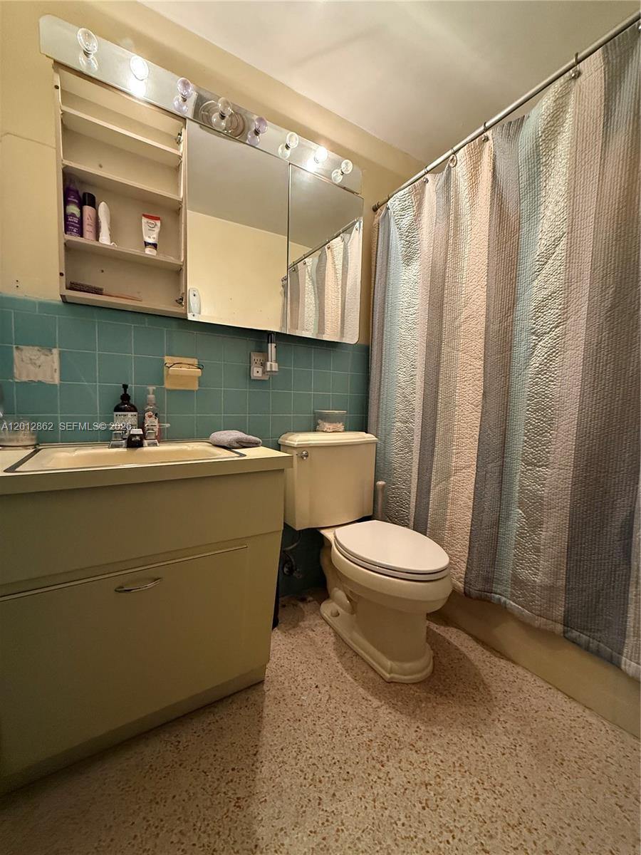 399 W 12th Street Property Photo 12