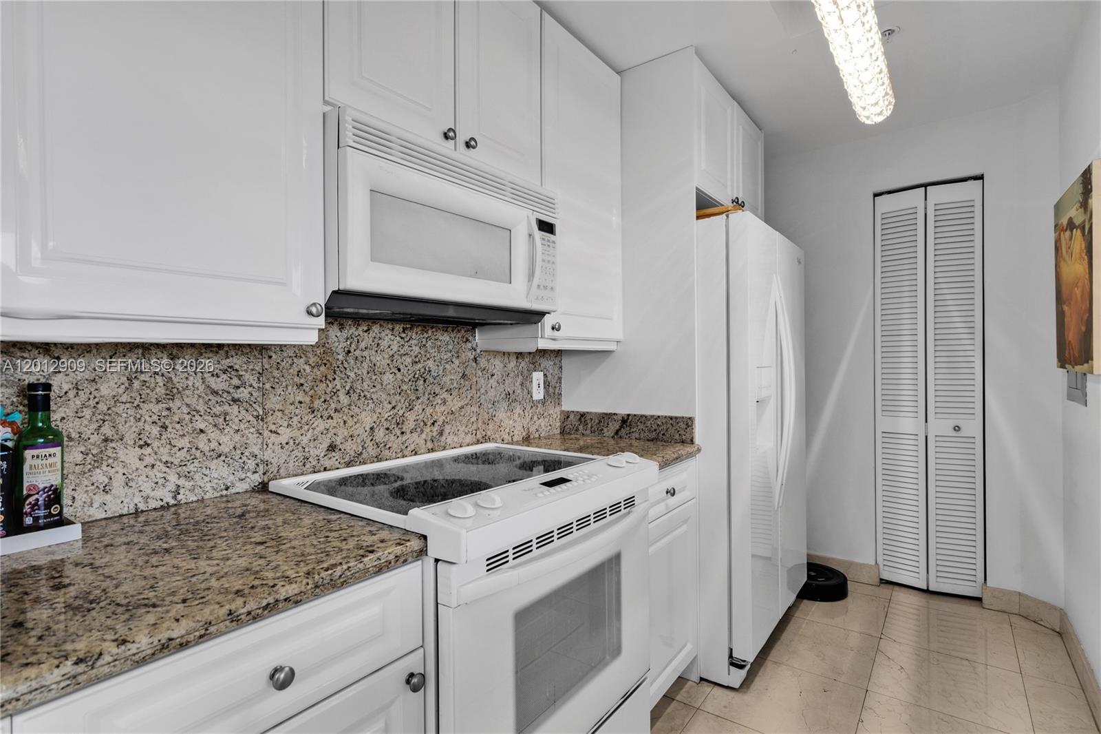848 Brickell Key Drive 1903 Property Photo 13