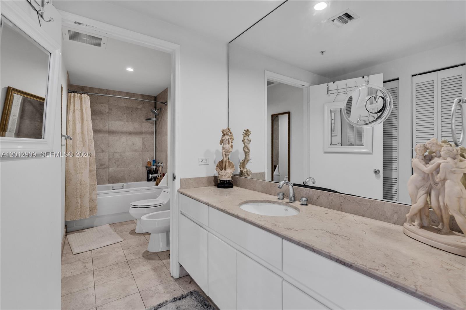 848 Brickell Key Drive 1903 Property Photo 21