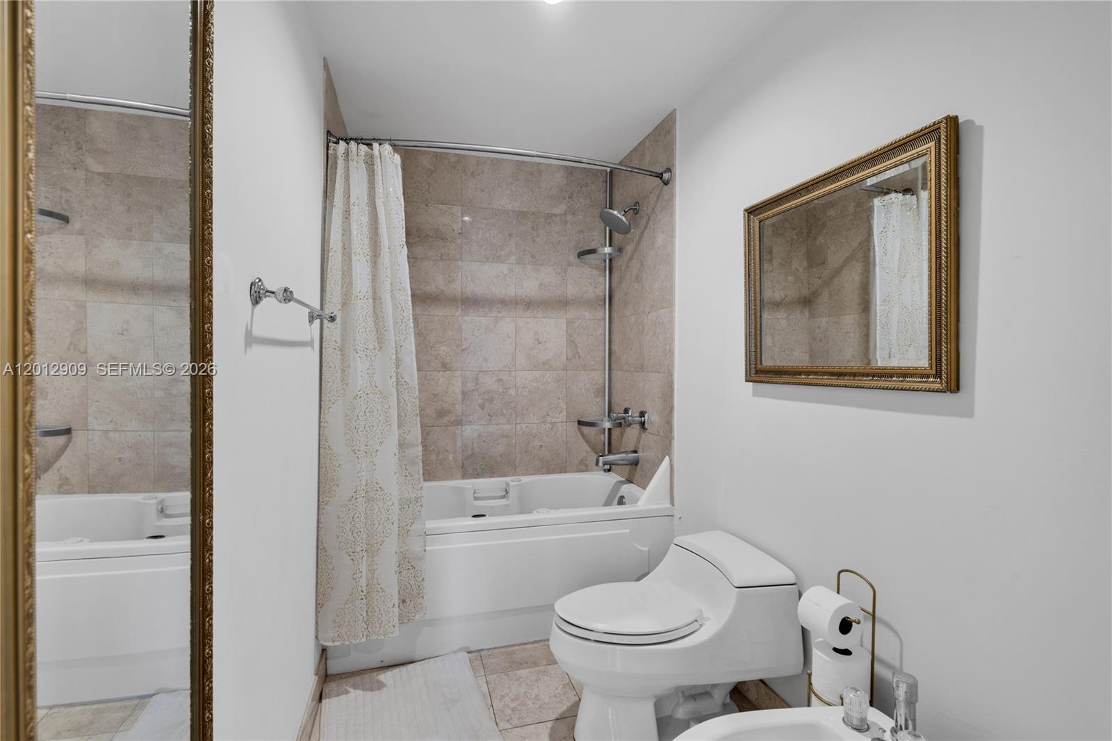 848 Brickell Key Drive 1903 Property Photo 23