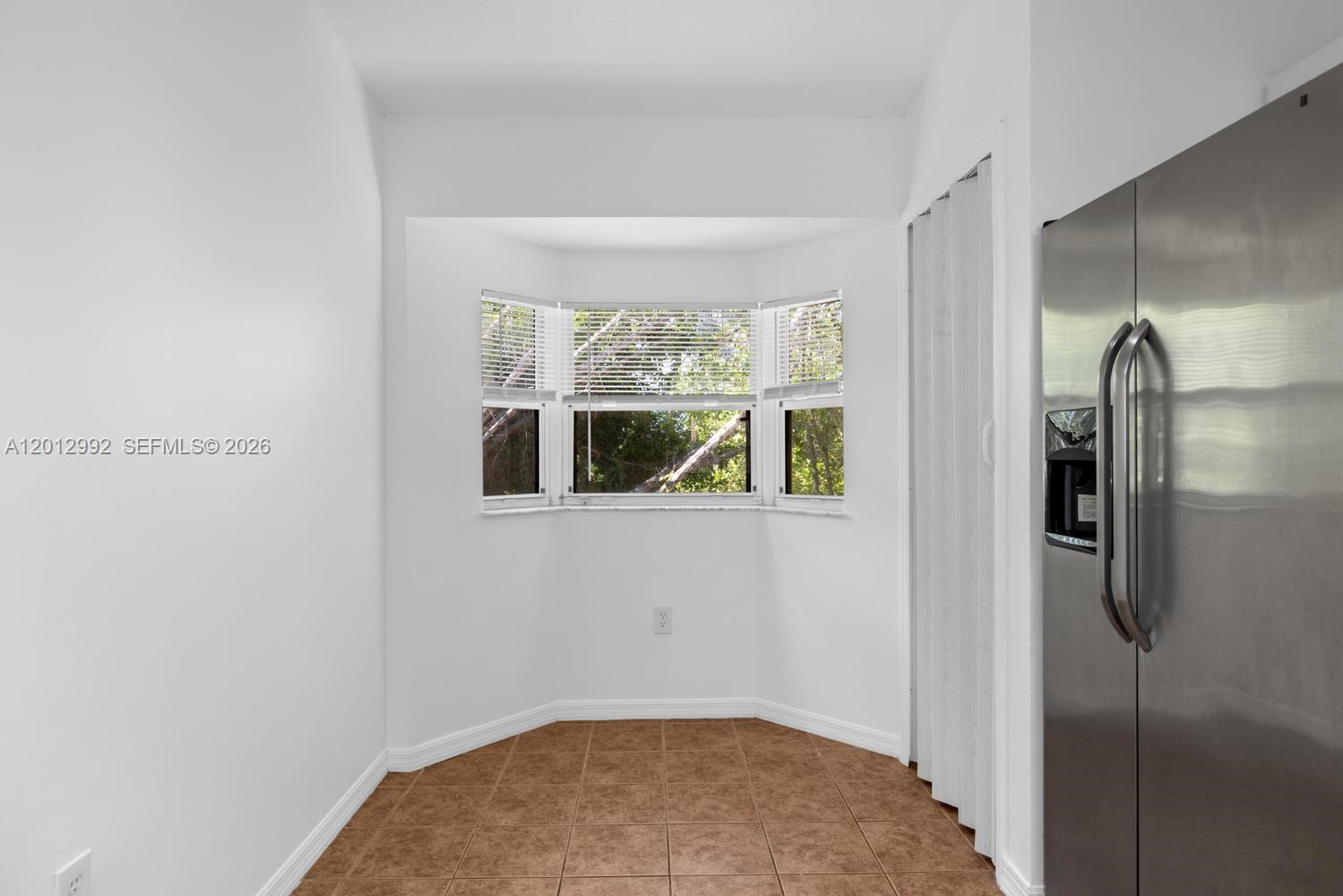 1320 Se 31st Court 204-37 Property Photo 12