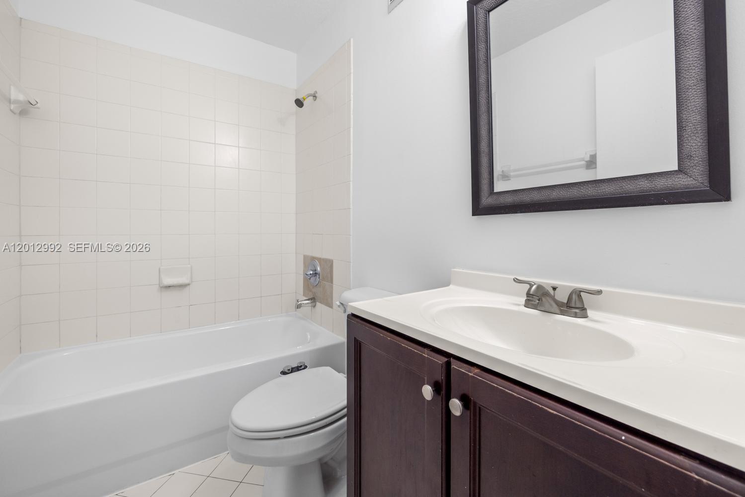 1320 Se 31st Court 204-37 Property Photo 19