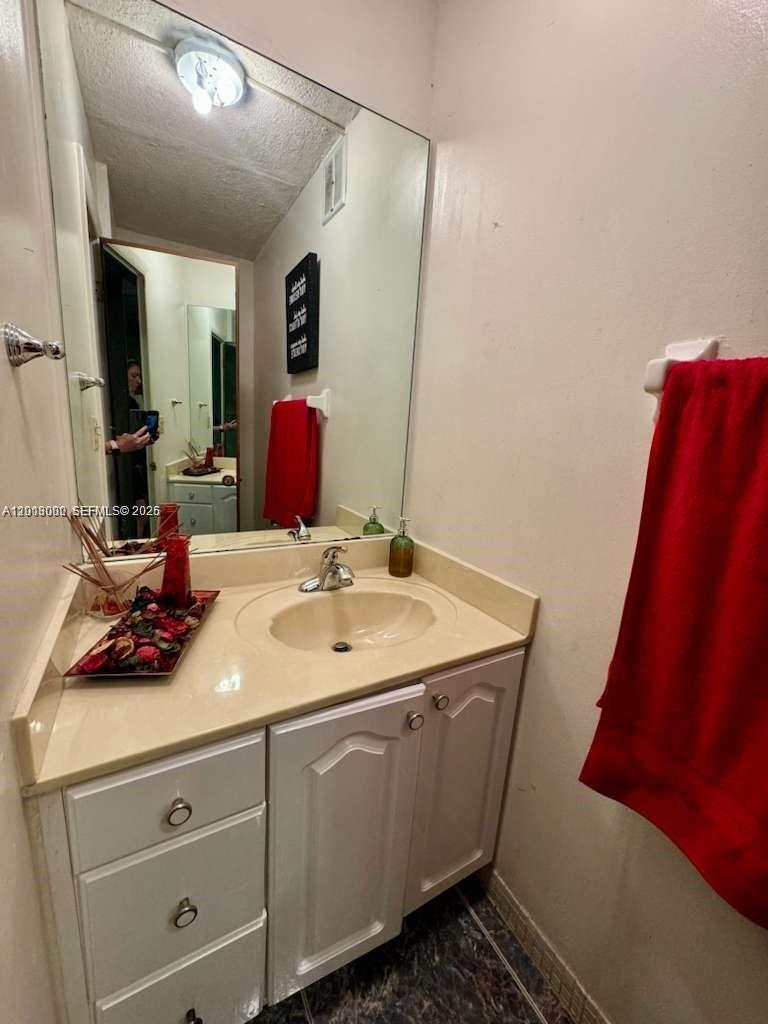 3730 Inverrary Drive 3b Property Photo 39