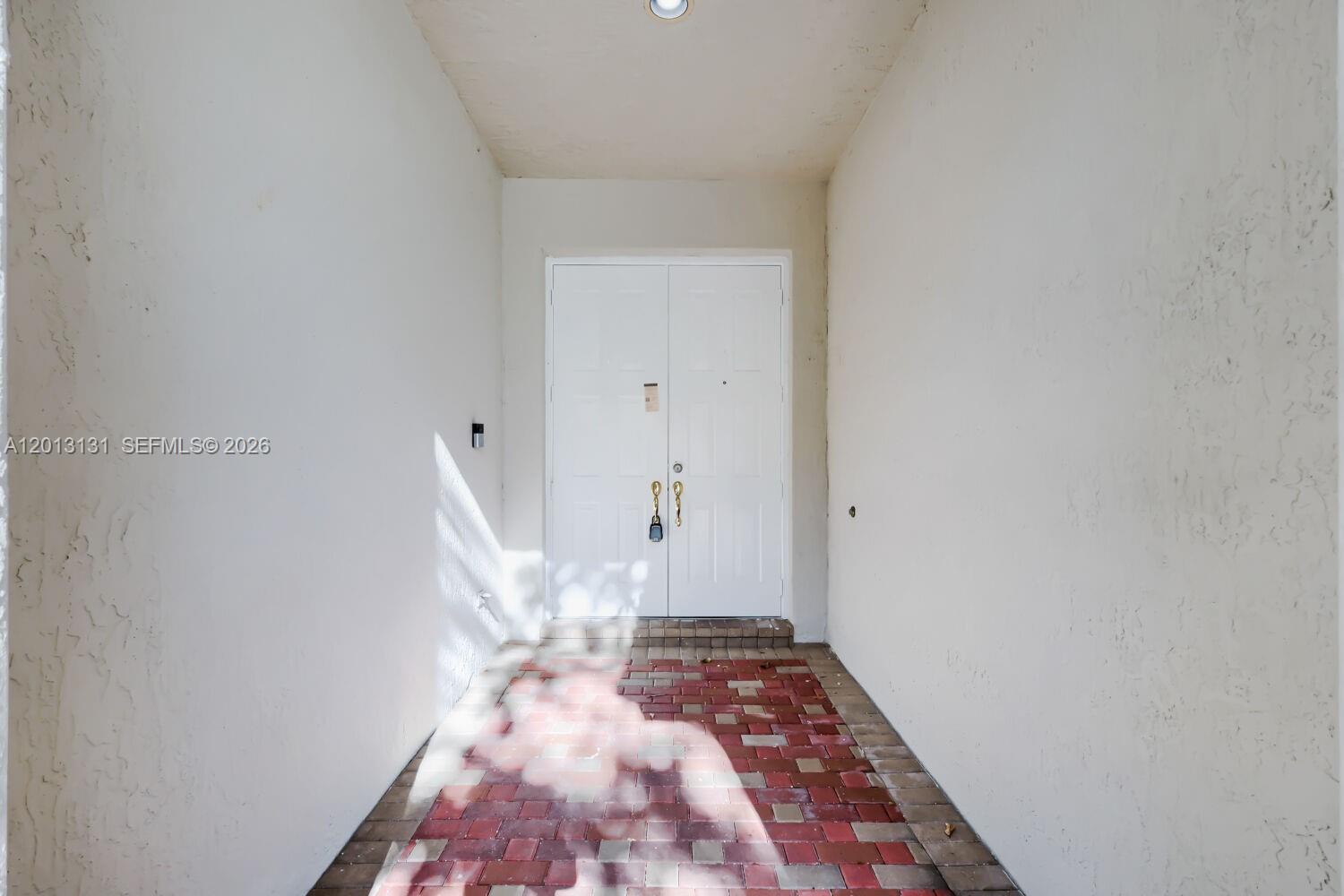 117 Palm Circle Property Photo 8