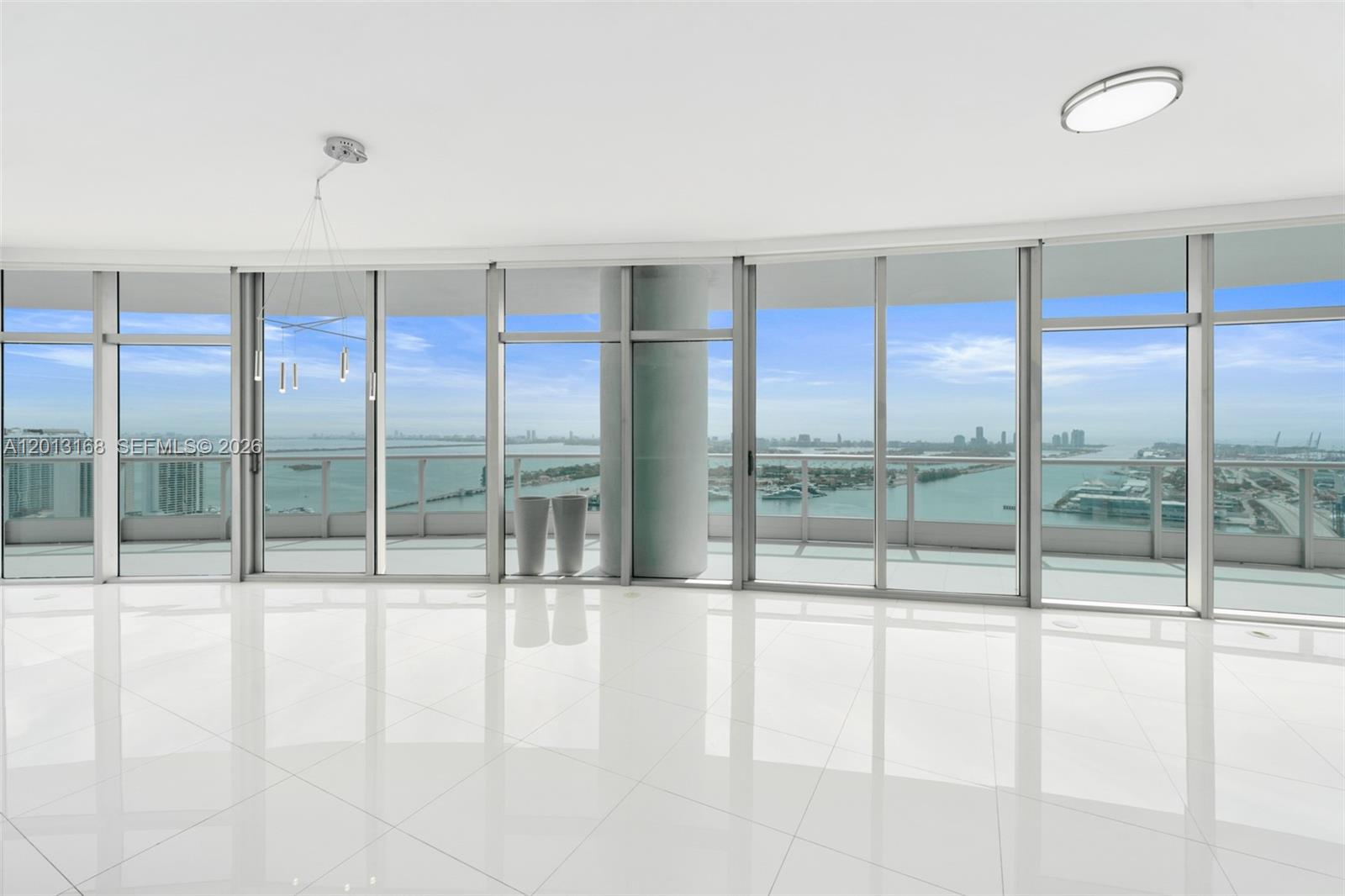 900 Biscayne Boulevard 4006 Property Photo 4