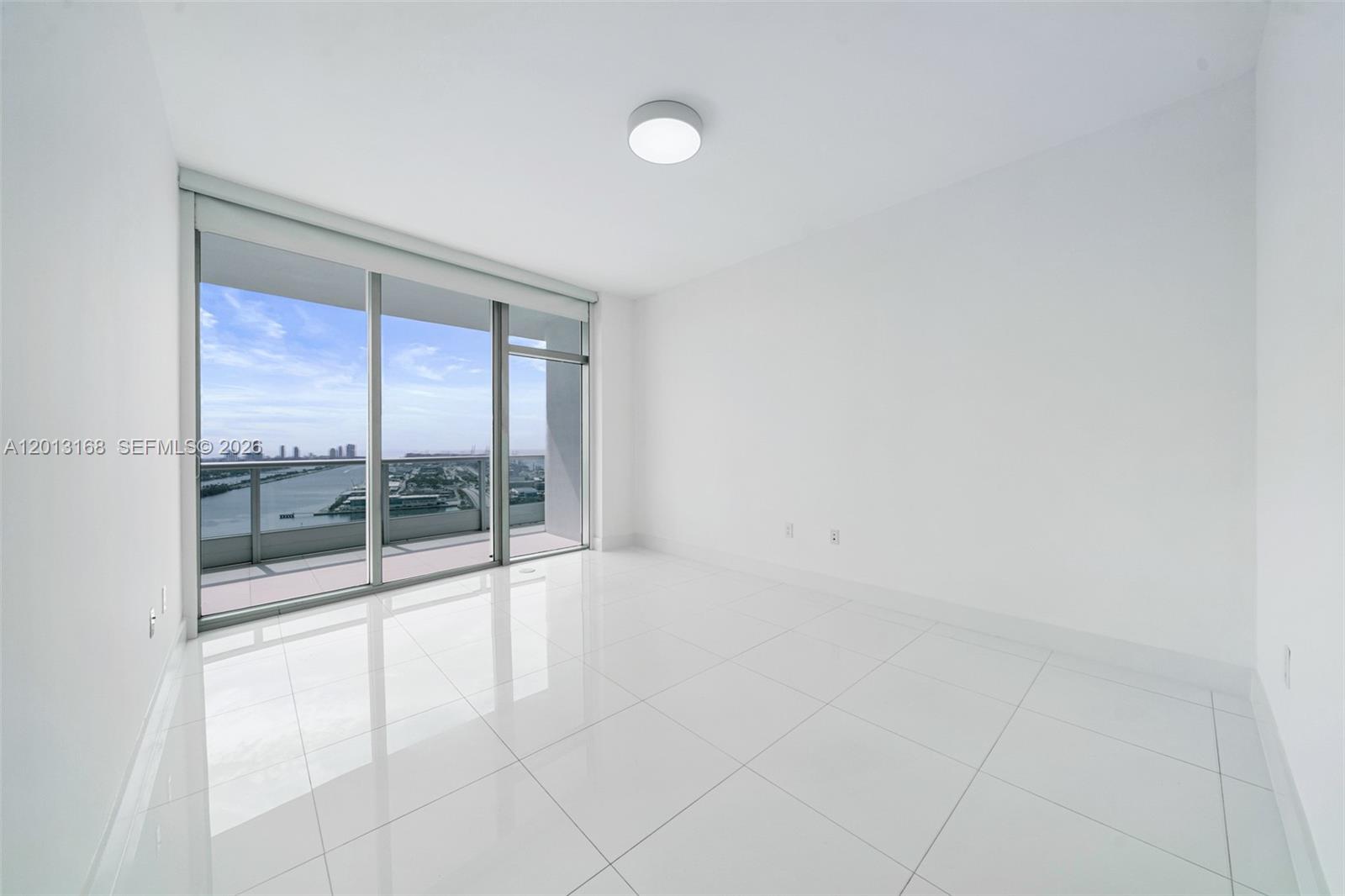 900 Biscayne Boulevard 4006 Property Photo 5