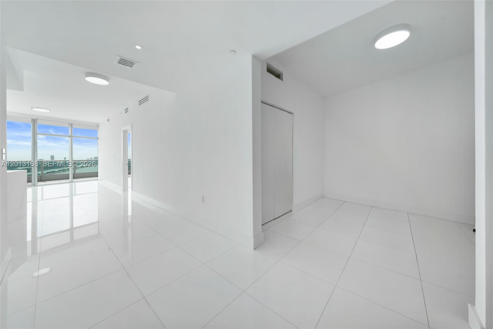 900 Biscayne Boulevard 4006 Property Photo 10