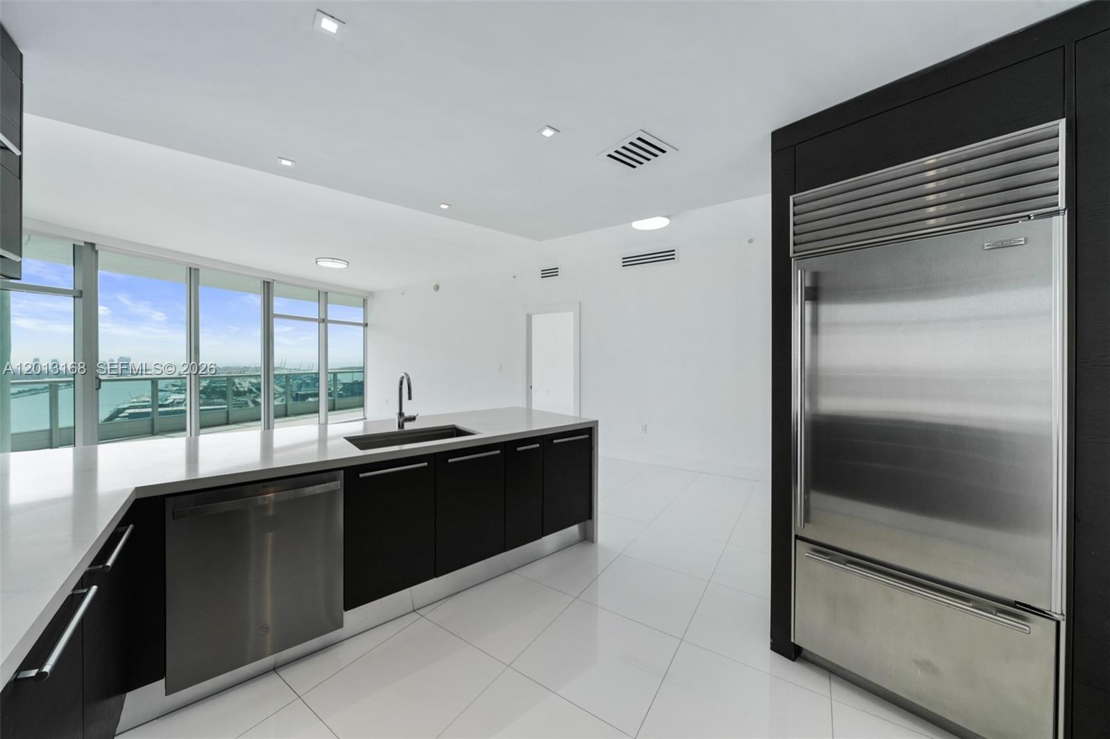 900 Biscayne Boulevard 4006 Property Photo 13